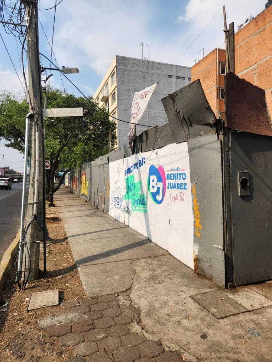 Land for sale in Portales Oriente with mixed-use zoning for 10 stories