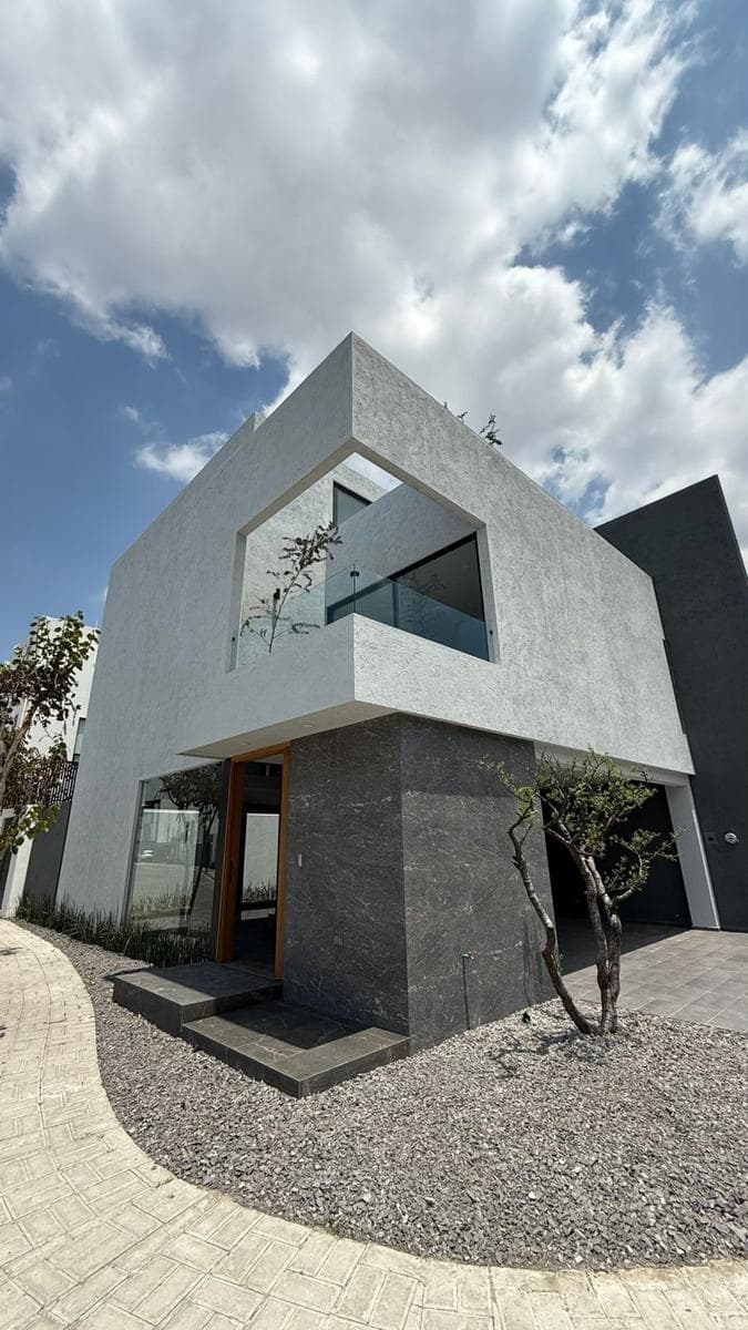 House in Lomas de Angelópolis - Parque México
