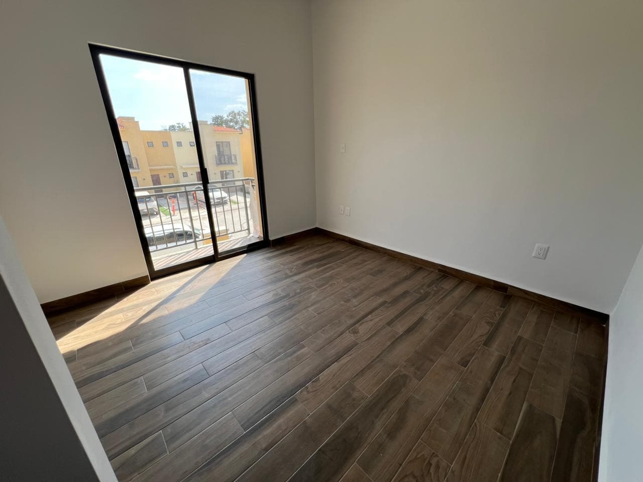 Casa con 3 Recámaras y amenidades con Alberca