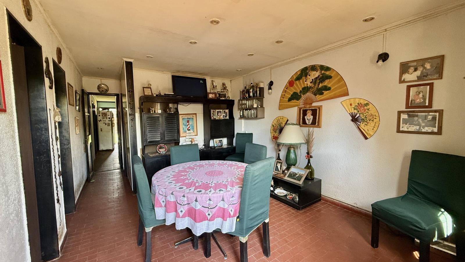 HOUSE FOR SALE: 5 ROOMS, YARD, GARAGE IN SAN VICENTE