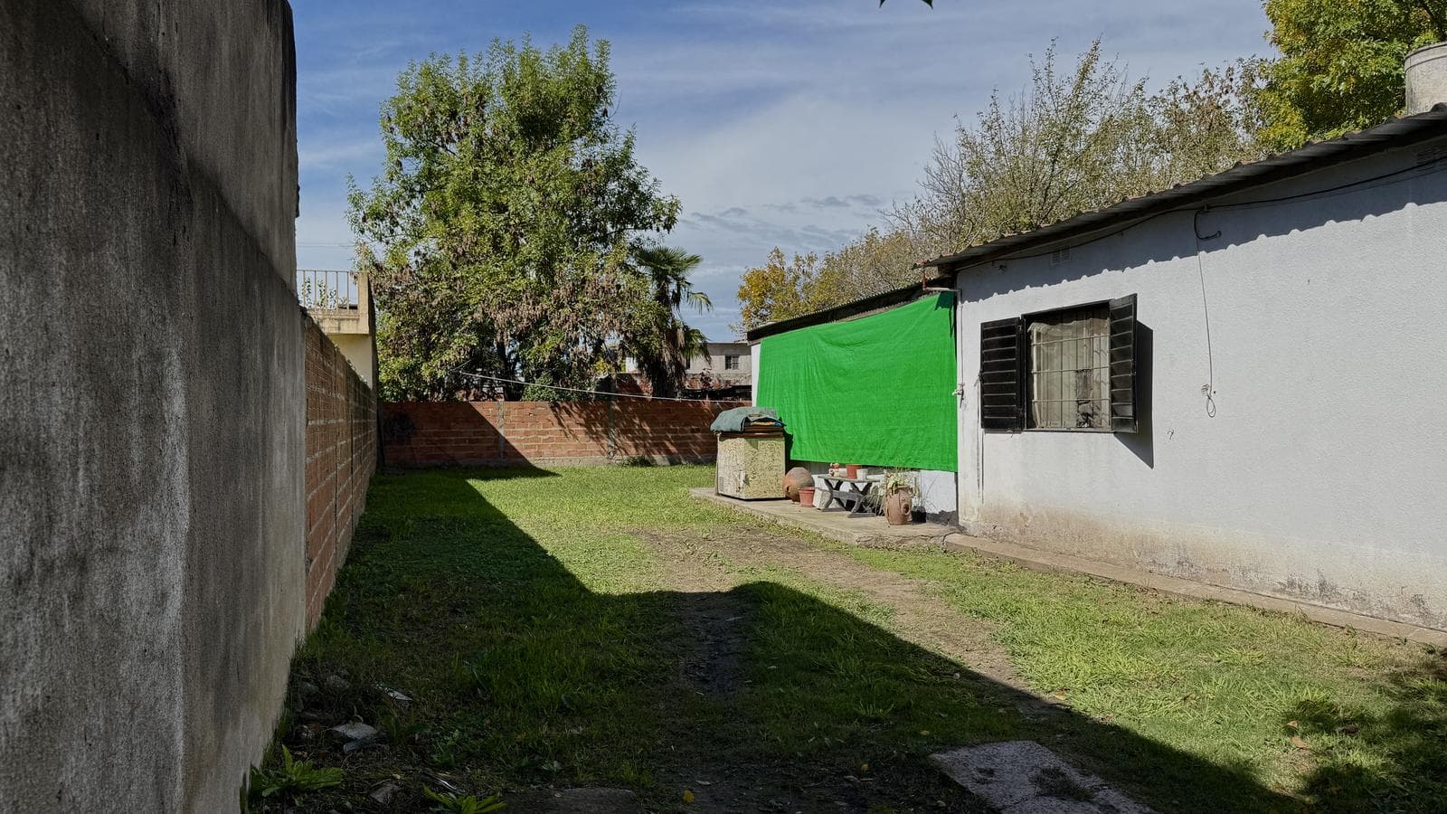HOUSE FOR SALE: 5 ROOMS, YARD, GARAGE IN SAN VICENTE