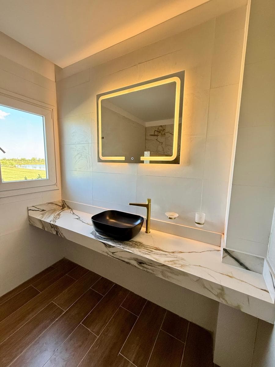 House for Sale in El Naudir