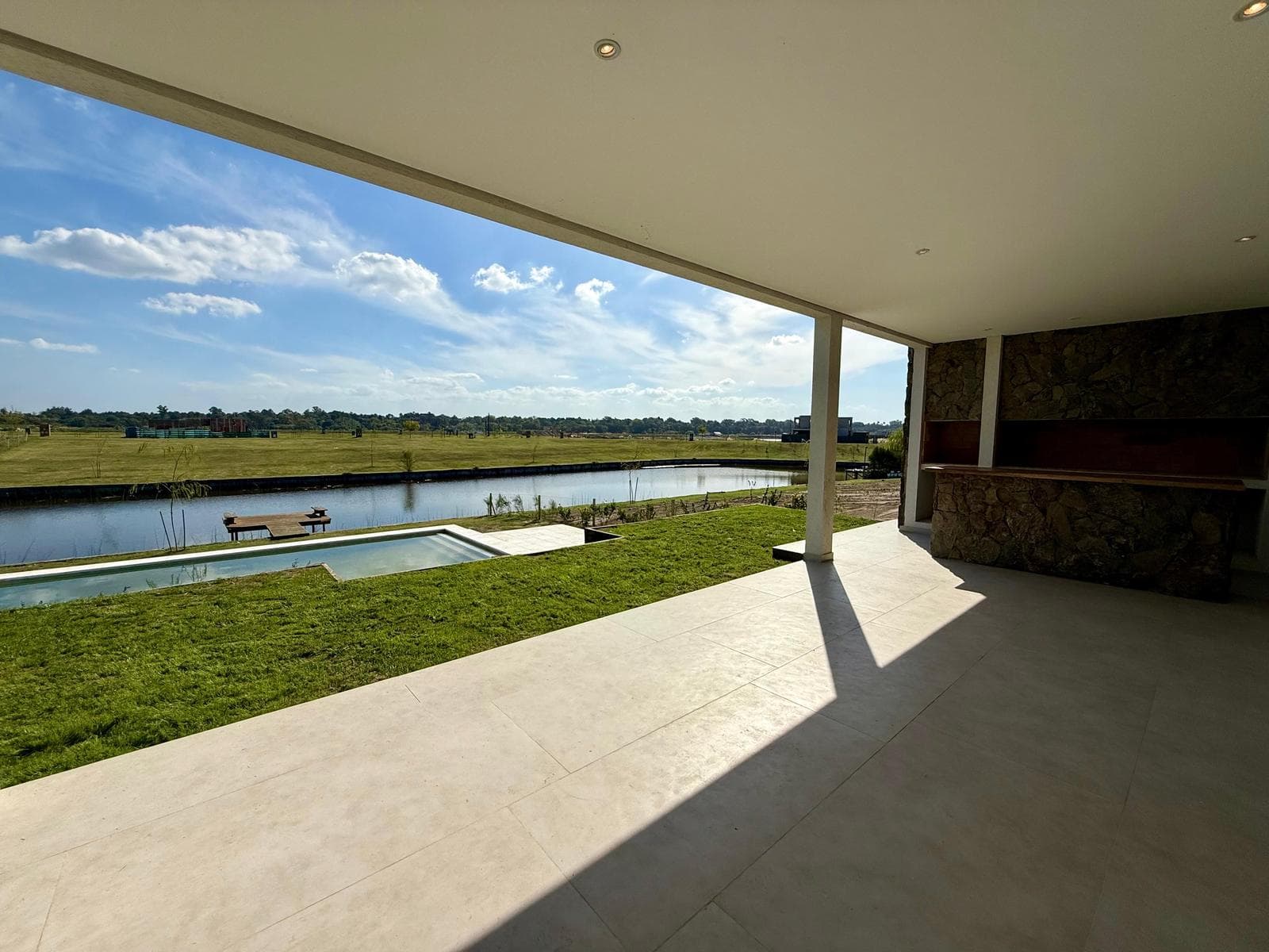 House for Sale in El Naudir