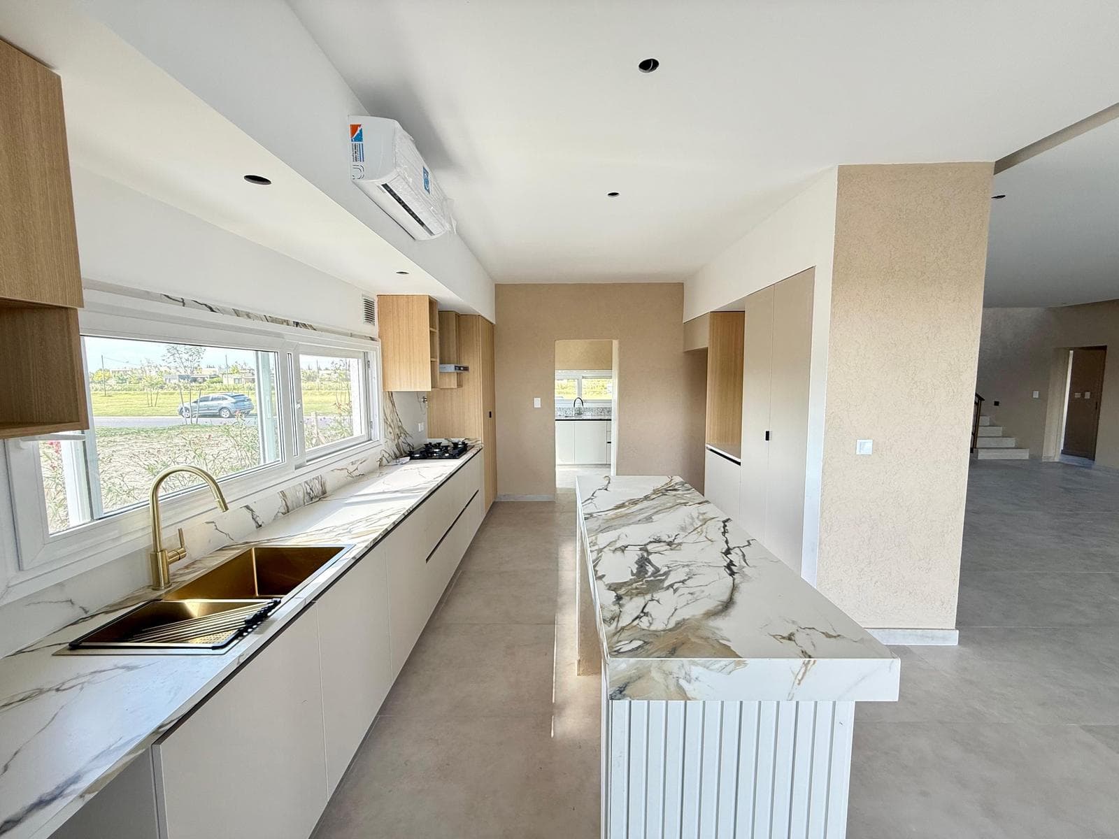 House for Sale in El Naudir