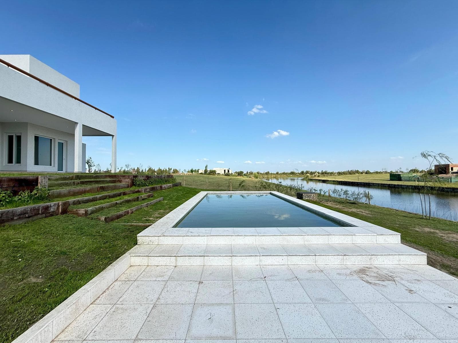 House for Sale in El Naudir