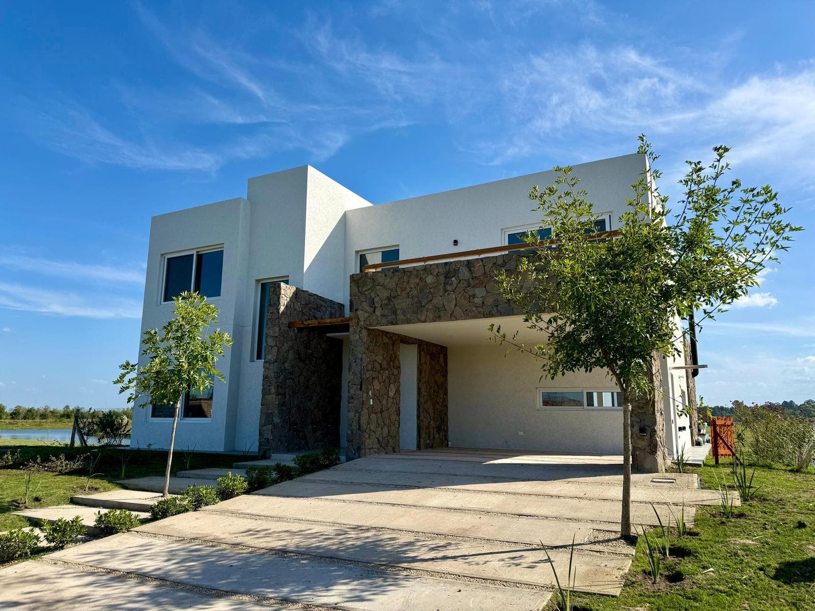 House for Sale in El Naudir