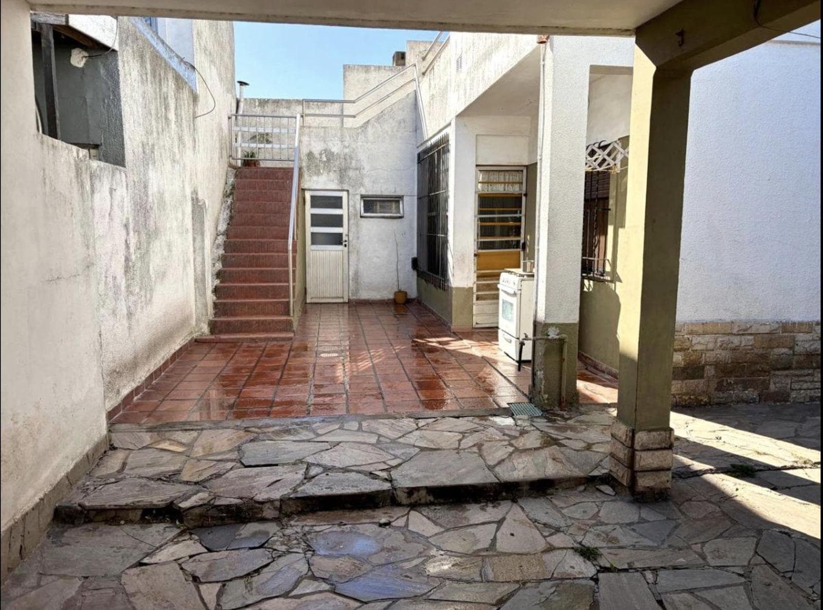 House for Sale - 3 Stories - Martinez - San Isidro
