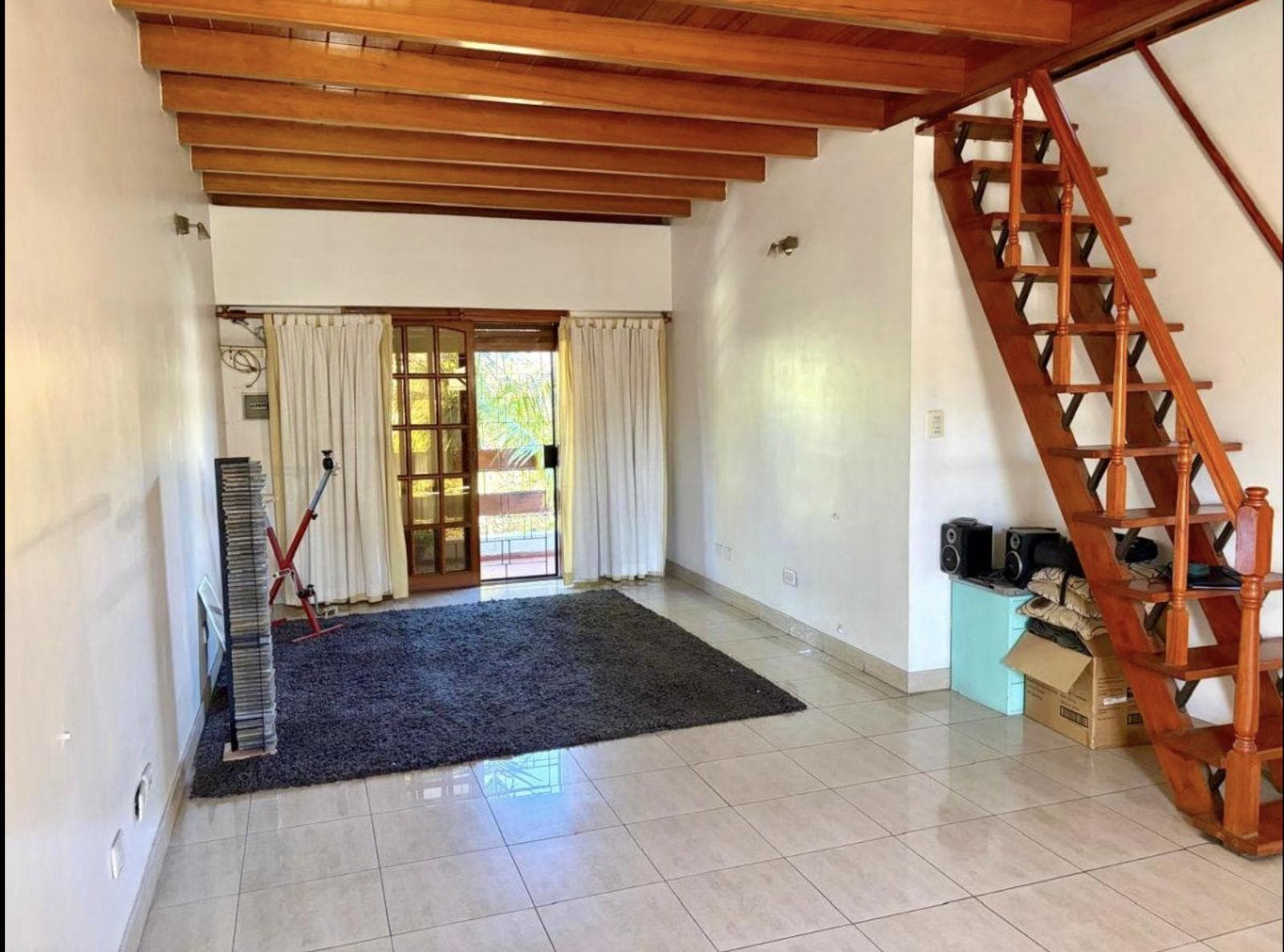 House for Sale - 3 Stories - Martinez - San Isidro