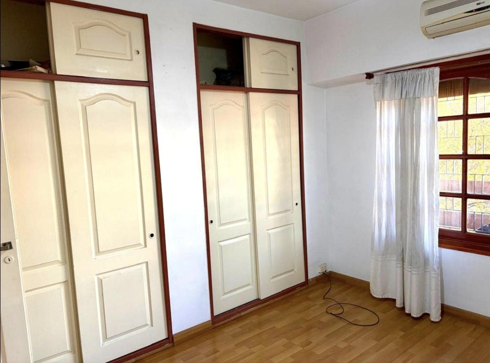 House for Sale - 3 Stories - Martinez - San Isidro