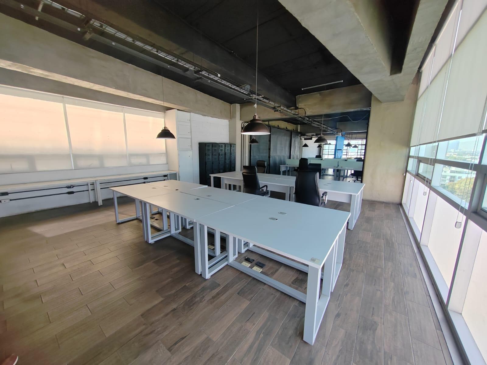 Furnished Office for Rent in Granada