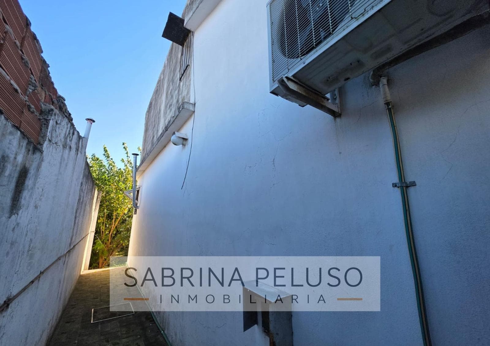 House for Sale in Moreno