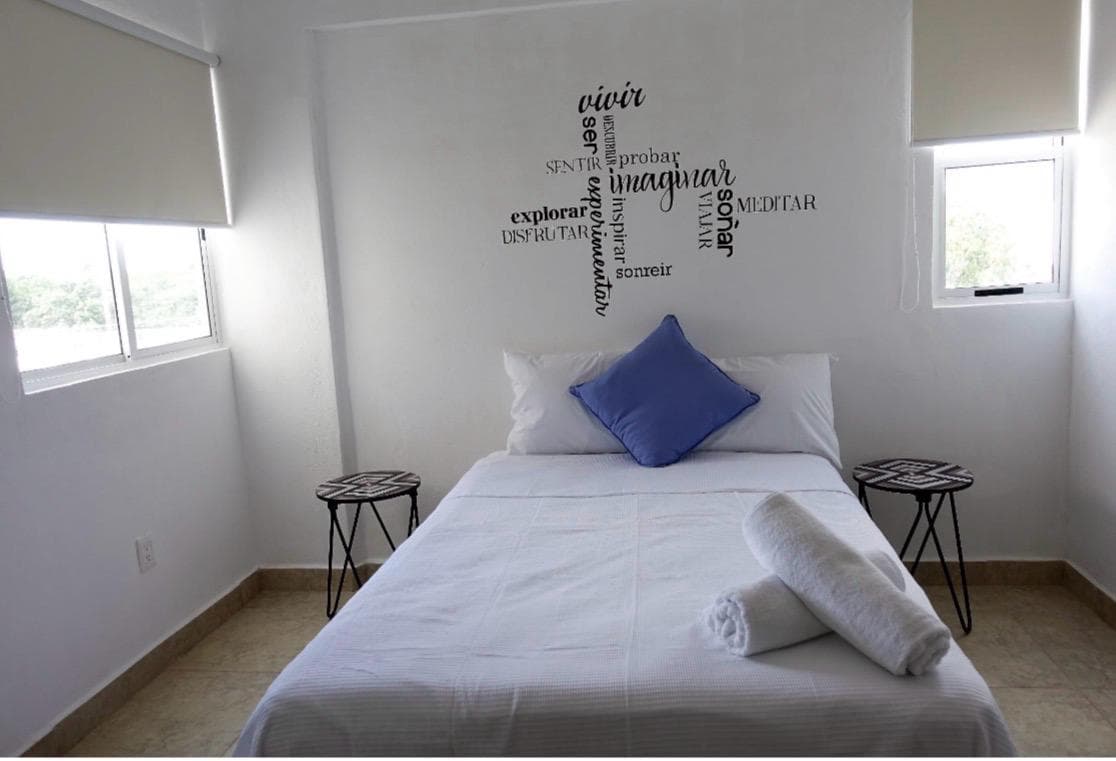 DEPARTAMEMTO EN VENTA LIVERTE RESIDENCIAL AV NICHUPTE CANCUN