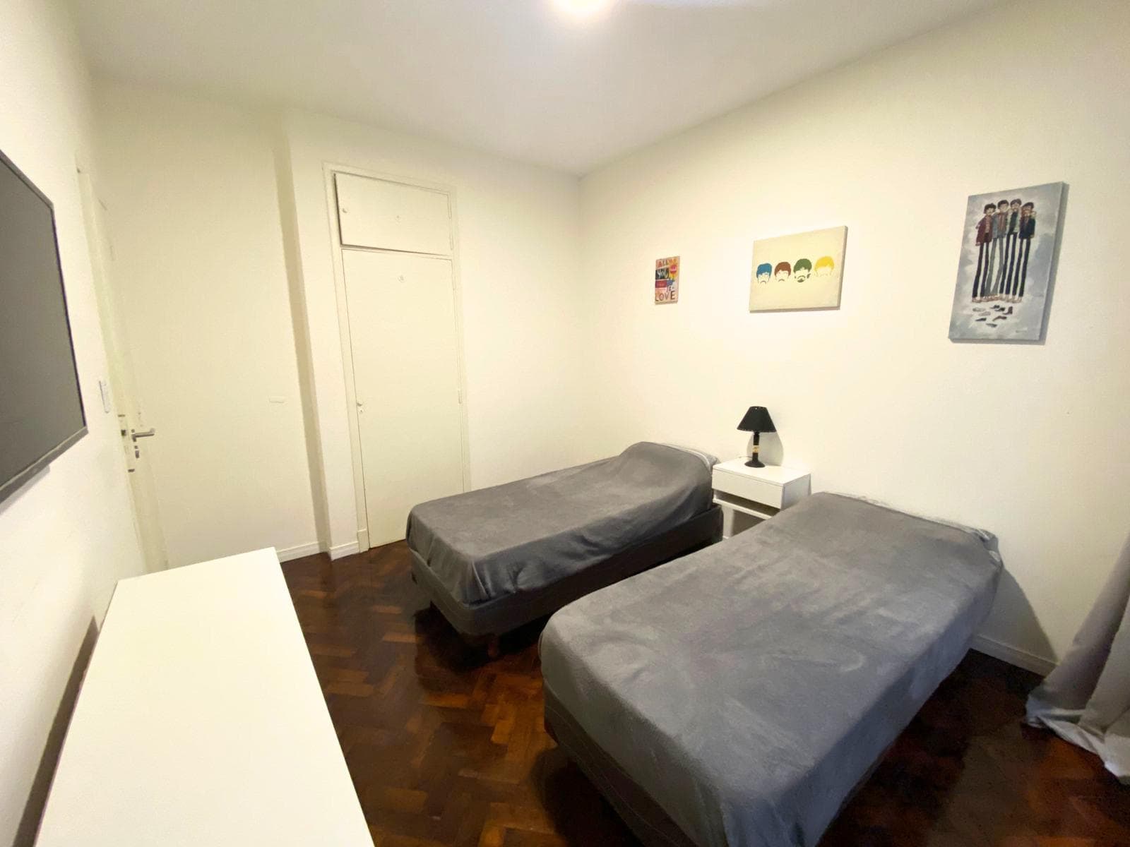2-bedroom apartment for sale in Balvaneda, one block from Callao Avenue and Subway Line B