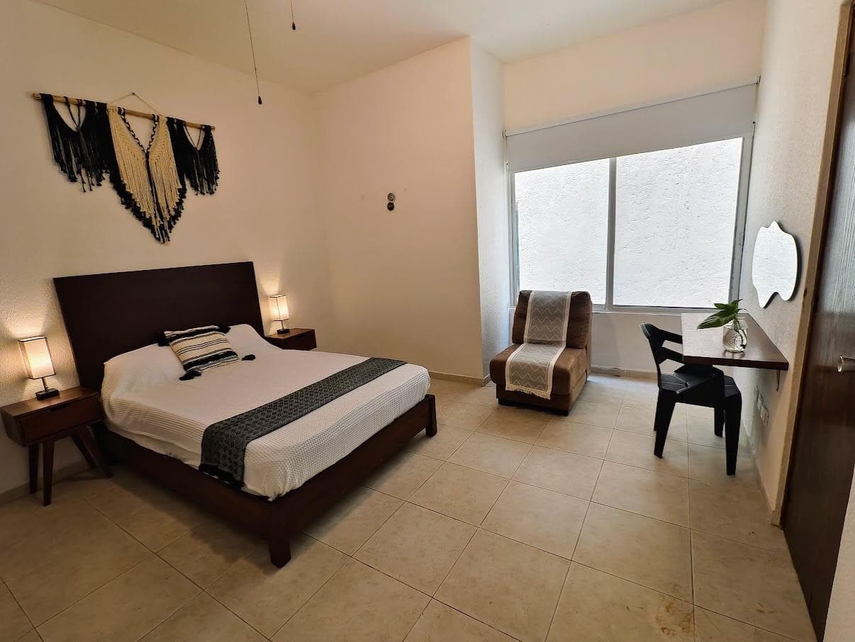 2-Bedroom Apartment for Rent | One Block from the Beach and 5th Avenue