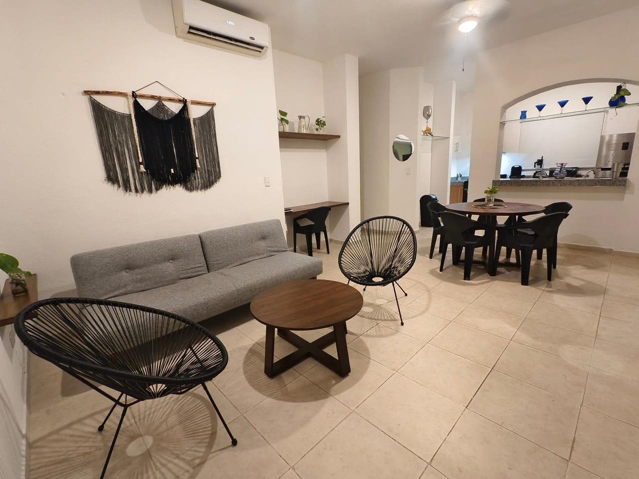 2-Bedroom Apartment for Rent | One Block from the Beach and 5th Avenue