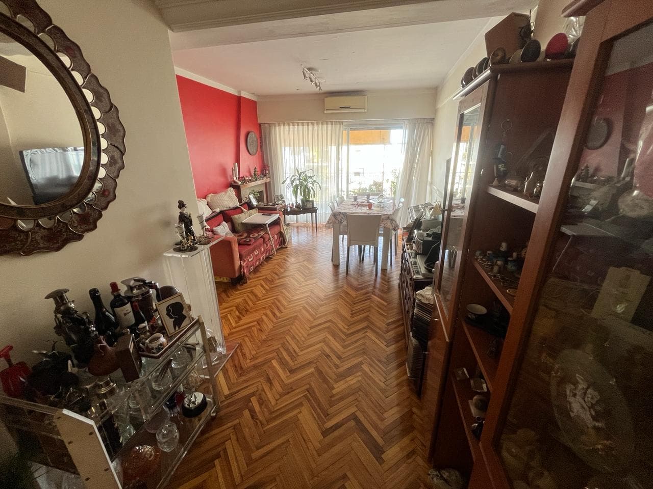 3-room apartment with a balcony and terrace facing the street FOR SALE