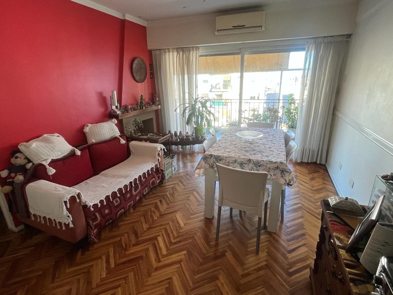 3-room apartment with a balcony and terrace facing the street FOR SALE