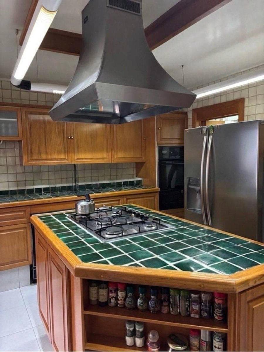 House with 2 separate residences for sale in Club de Golf México, Tlalpan