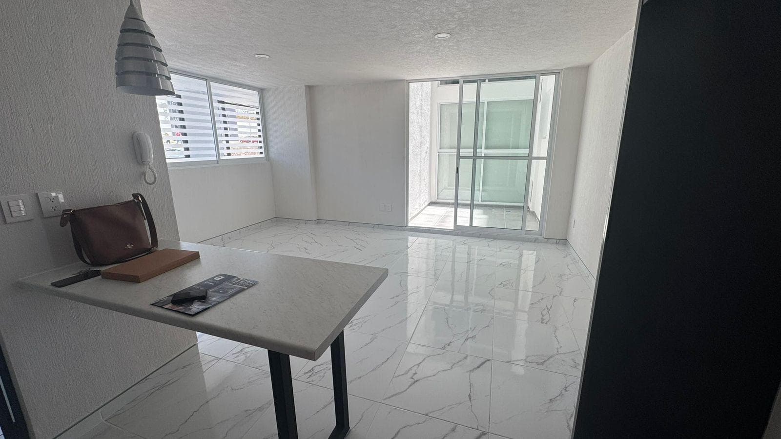 Apartment for Rent at Torre Aria Altozano