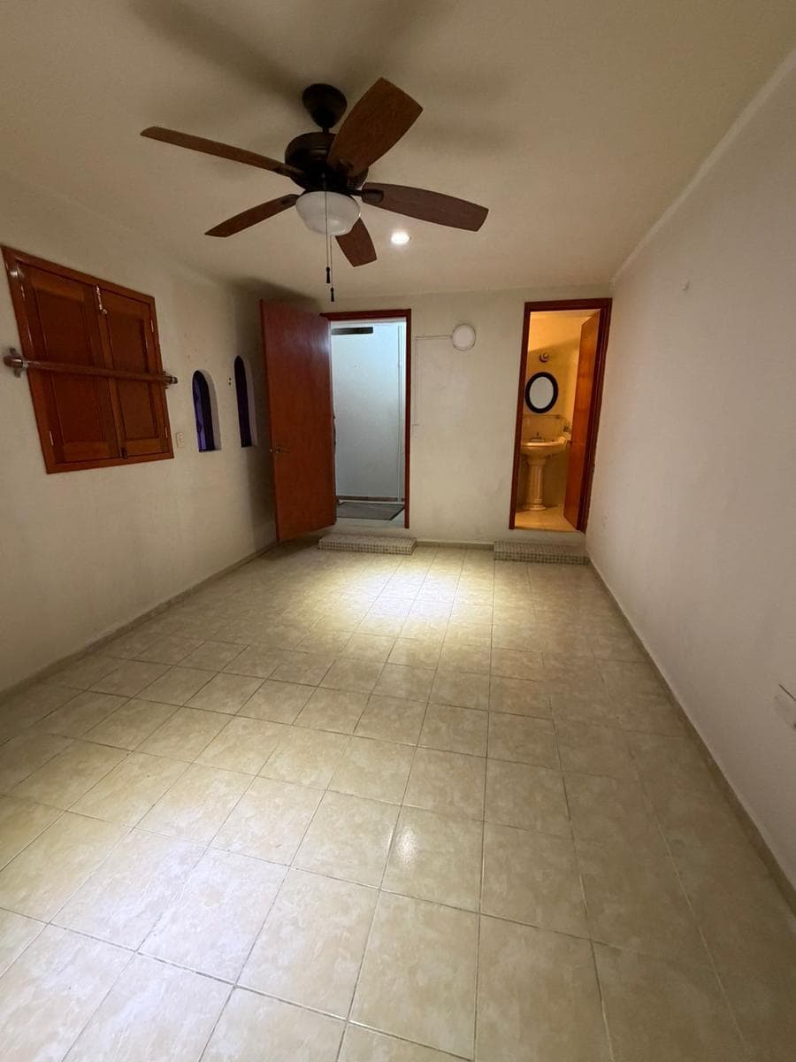 Se Casa Casa en Lombaaardo Toledano Av. Puerto Juarez