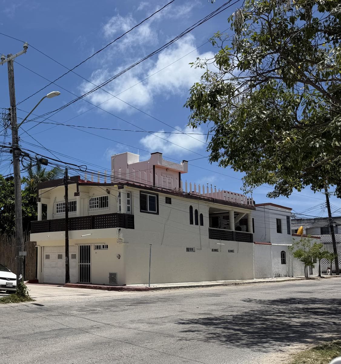 Se Casa Casa en Lombaaardo Toledano Av. Puerto Juarez