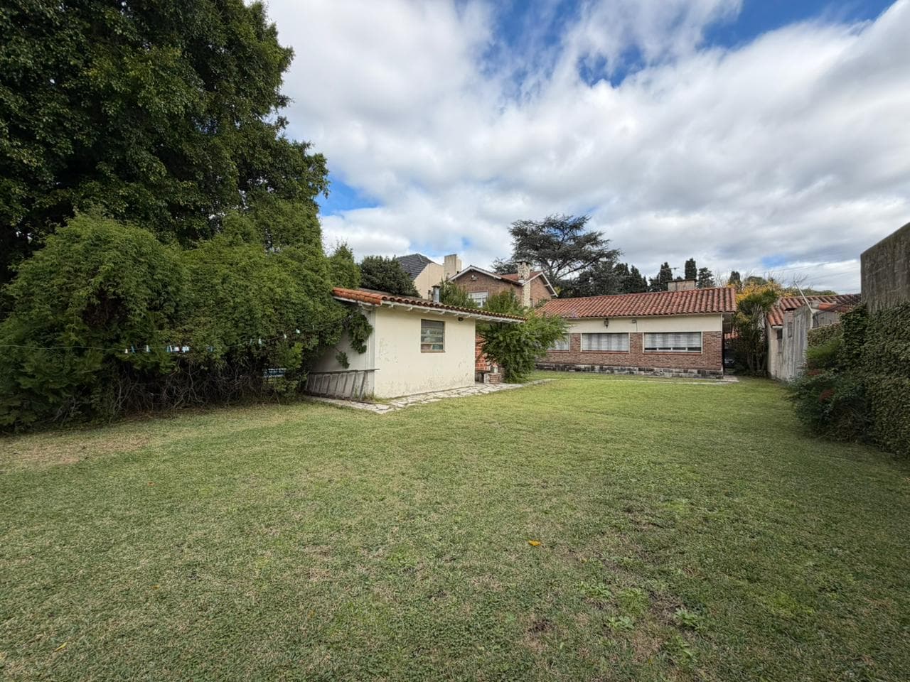 House for Sale with Garden in a Central Area of Adrogue