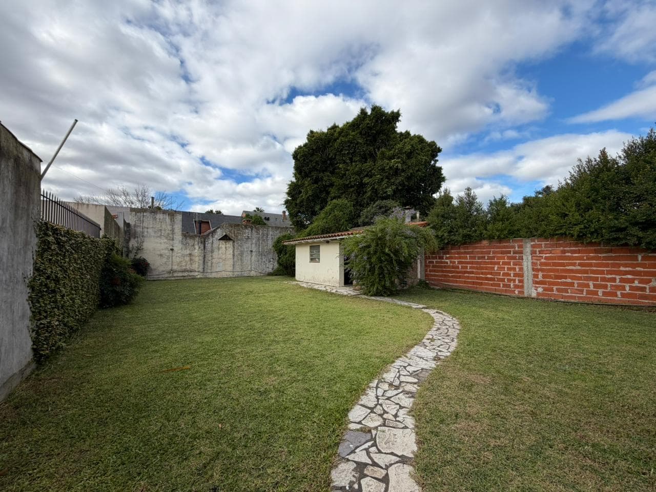 House for Sale with Garden in a Central Area of Adrogue