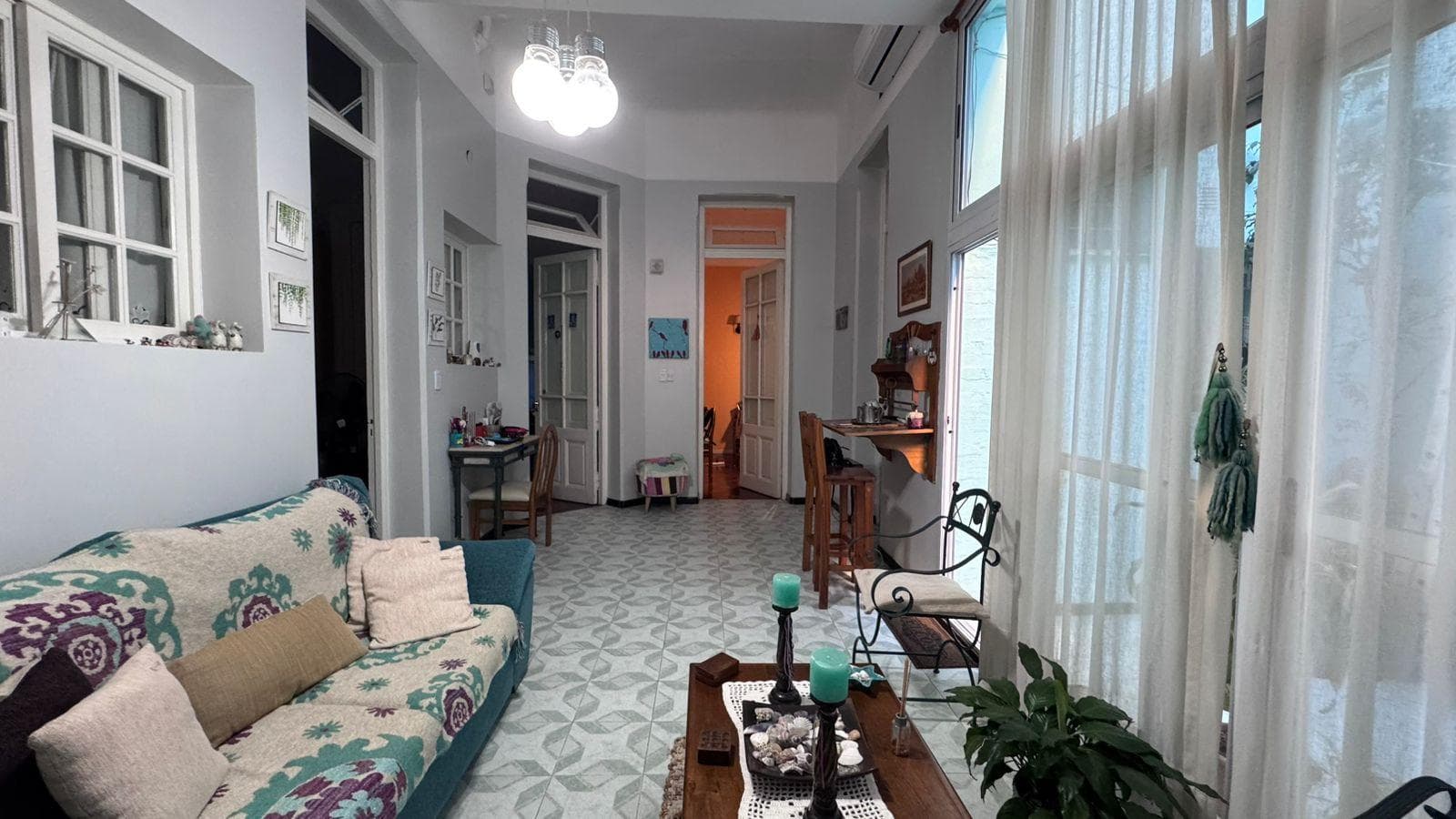 4-Room Apartment with Patio and Grill in Almagro
