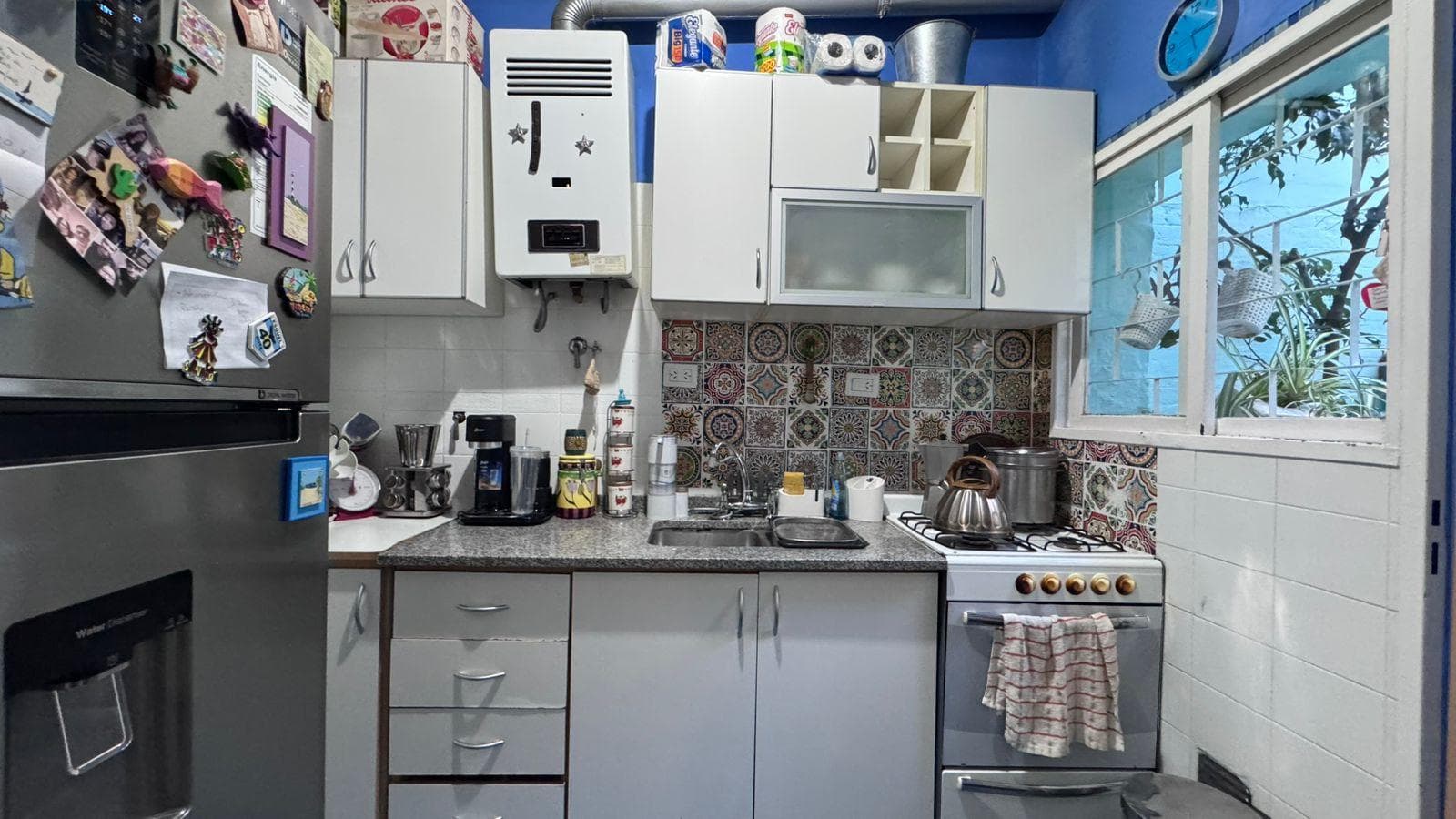 4-Room Apartment with Patio and Grill in Almagro