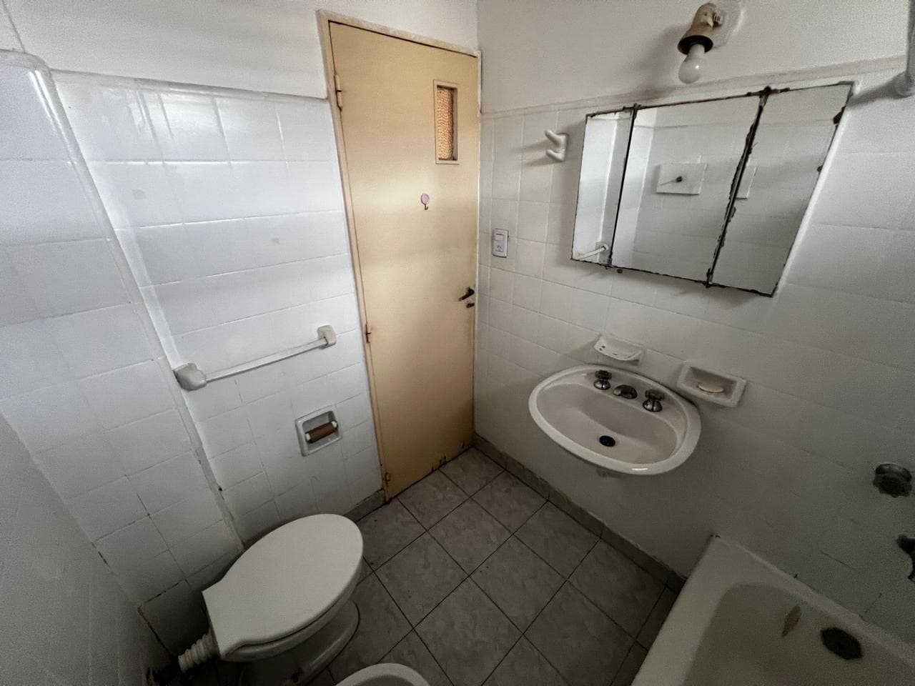 Two-room apartment in Almagro Norte