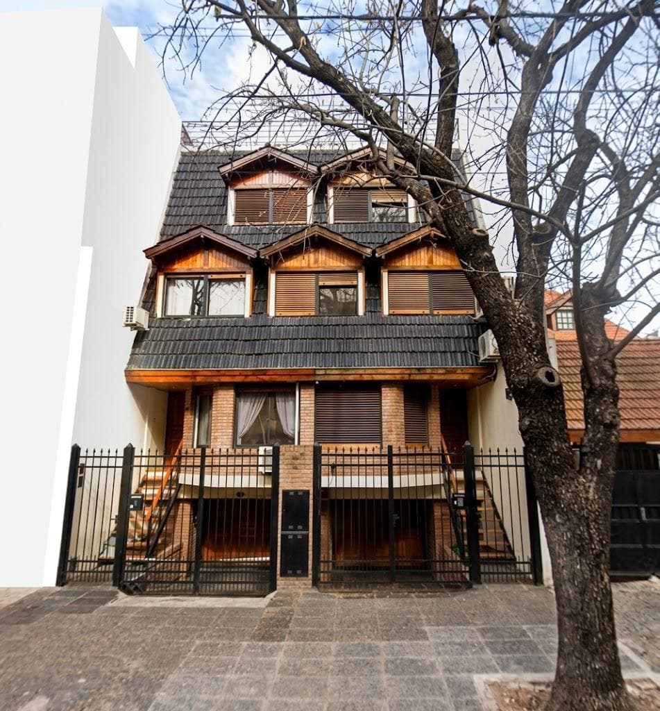 Triplex for Sale with Pool in Villa Urquiza