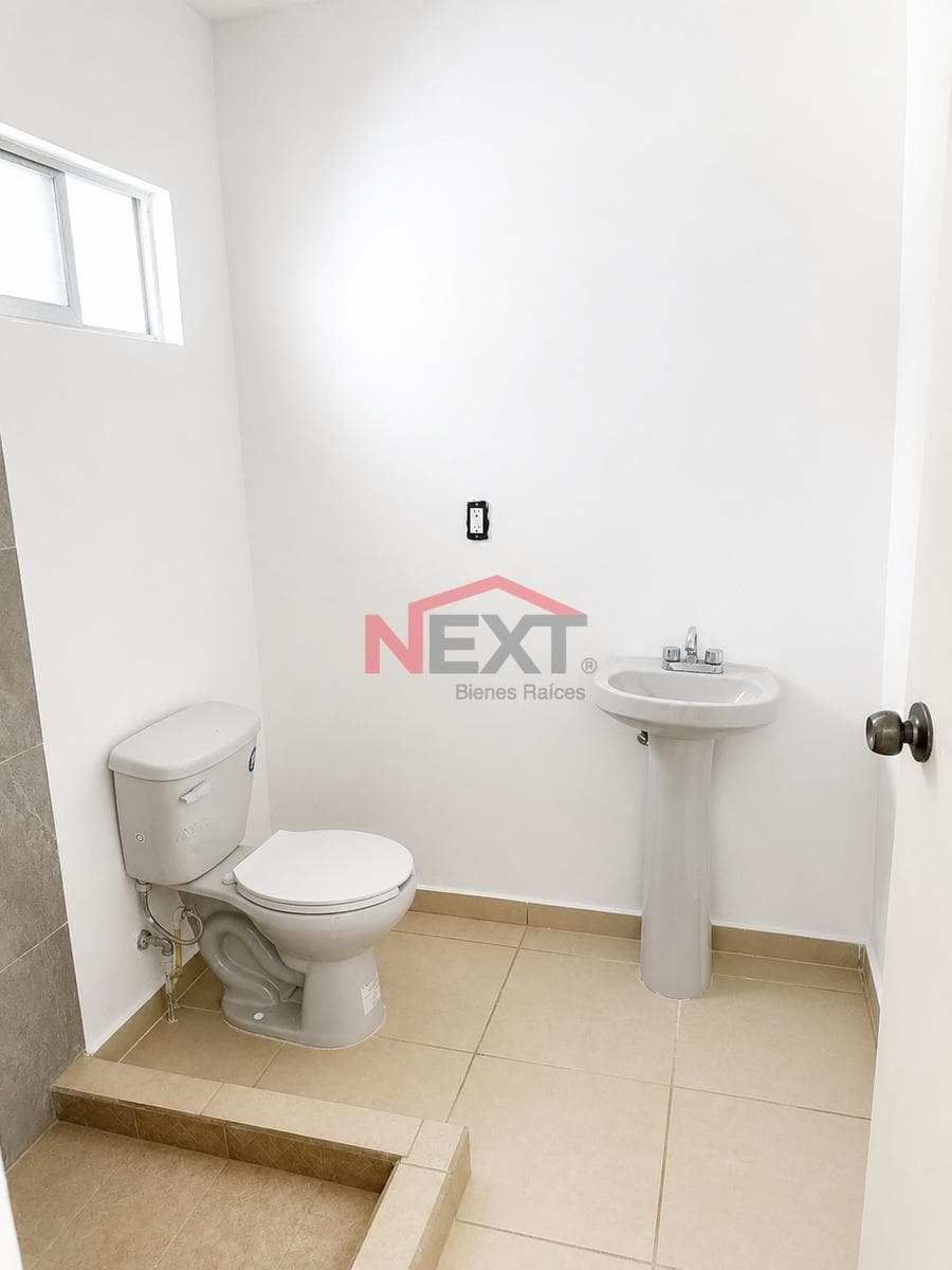OFFICE/COMMERCIAL SPACE FOR RENT IN COL. LUIS ENCINAS