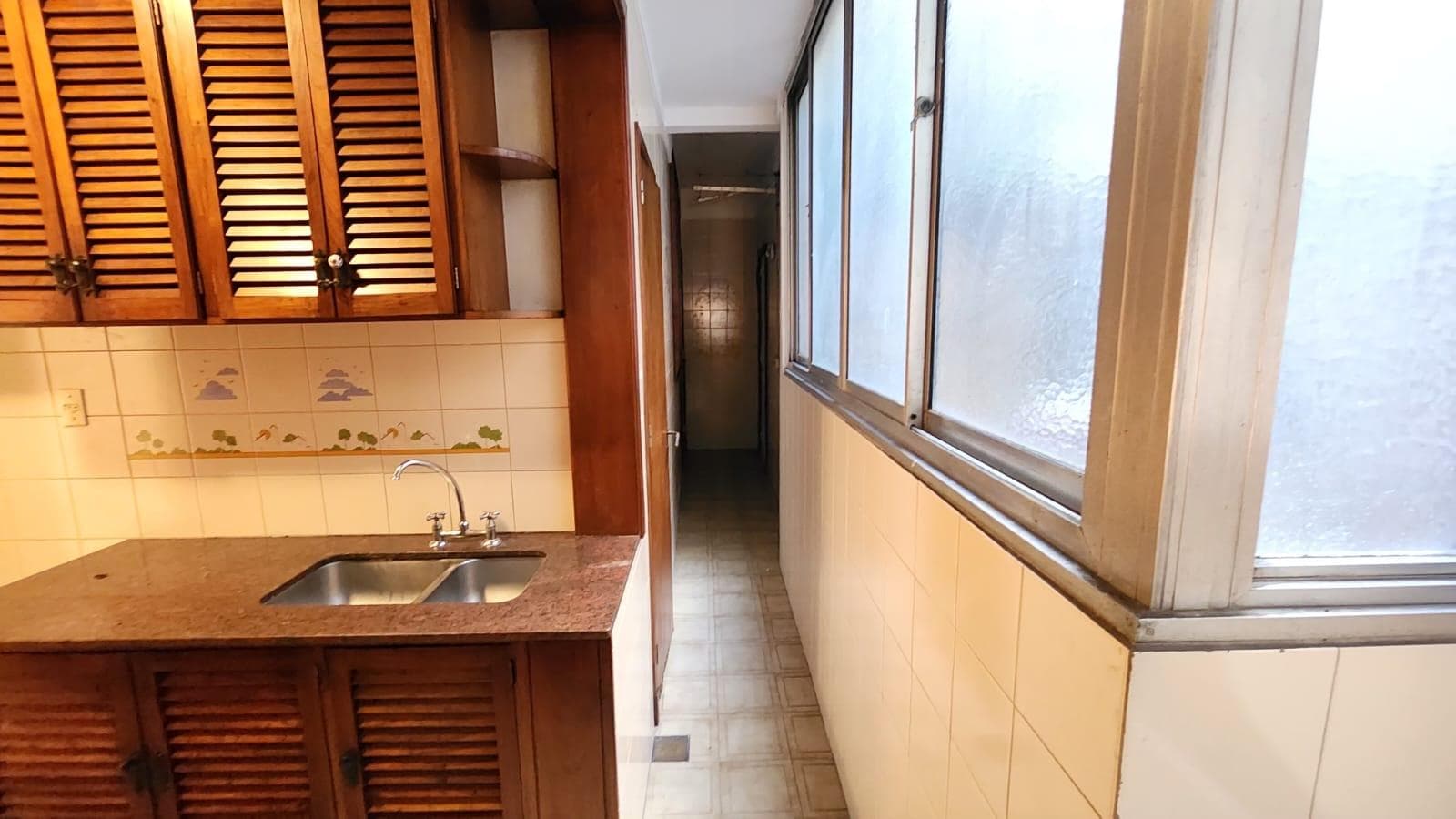 4-room apartment plus maid's quarters for sale in Recoleta—very bright!!!
