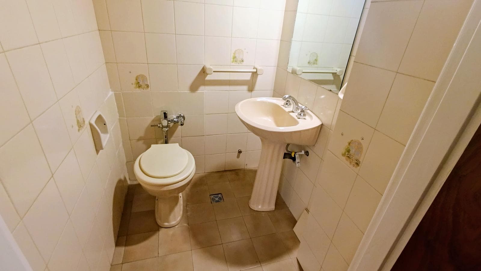 4-room apartment plus maid's quarters for sale in Recoleta—very bright!!!