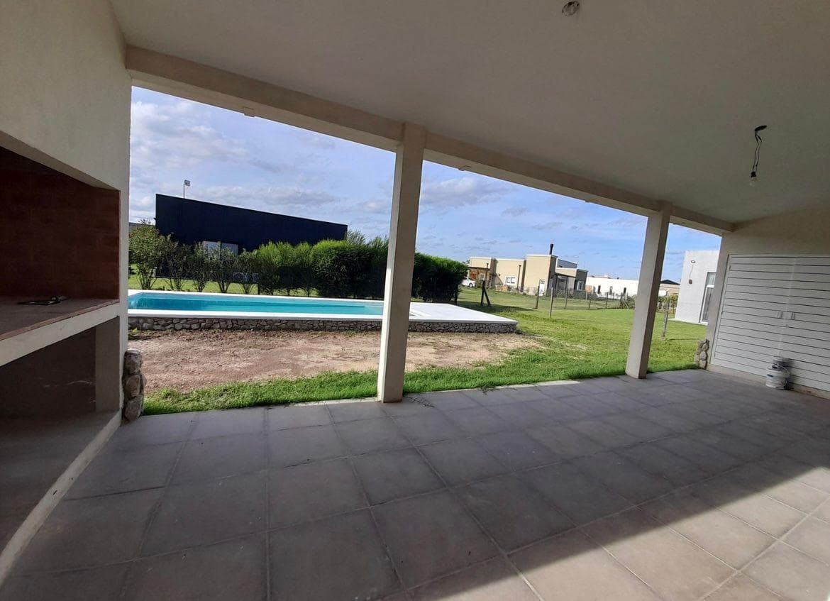 House in the Manuel Belgrano Residential Complex