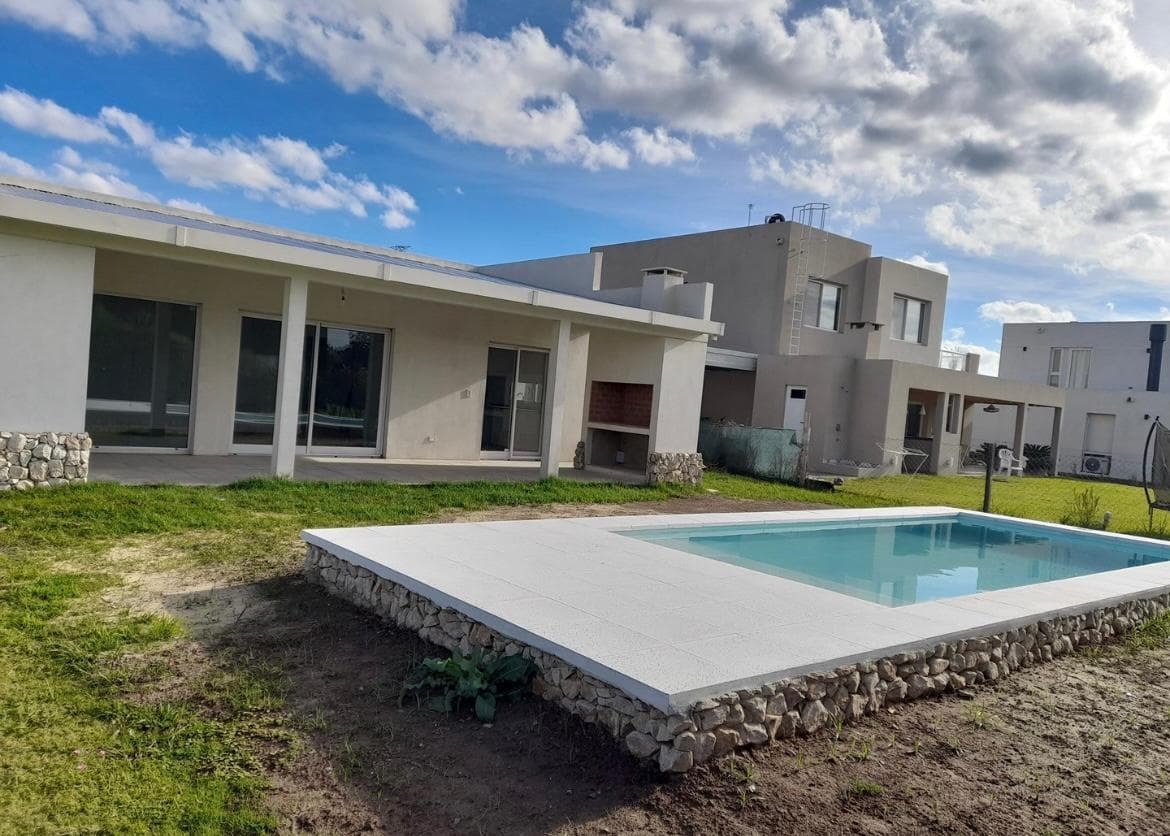 House in the Manuel Belgrano Residential Complex