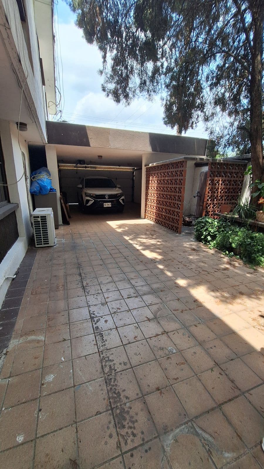 House in Jardines Del Valle