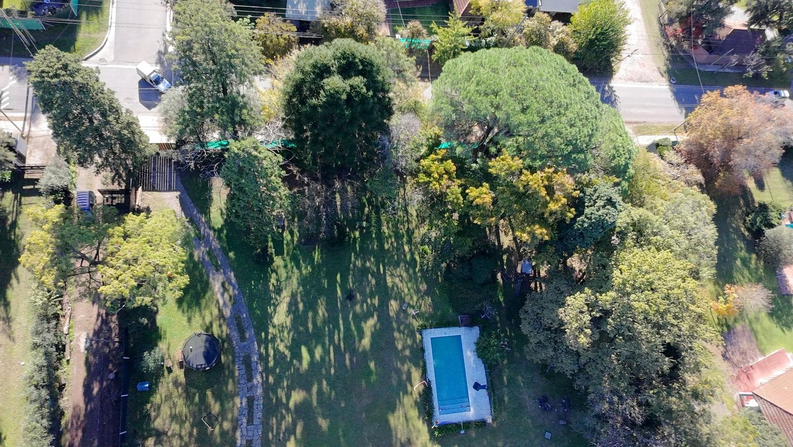 Lot for sale in a gated neighborhood in Bella Vista