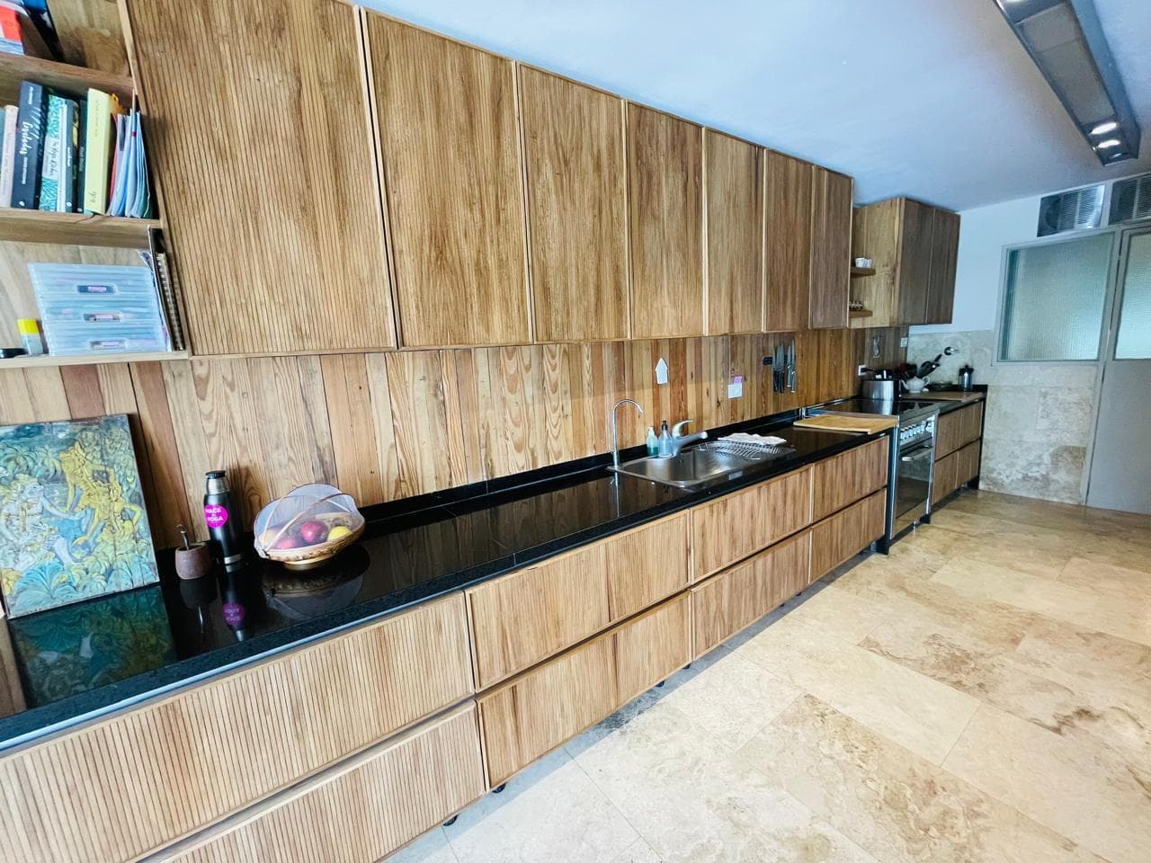 4-Room House for Rent with Playroom and Pool in Punta Chica—Very Bright