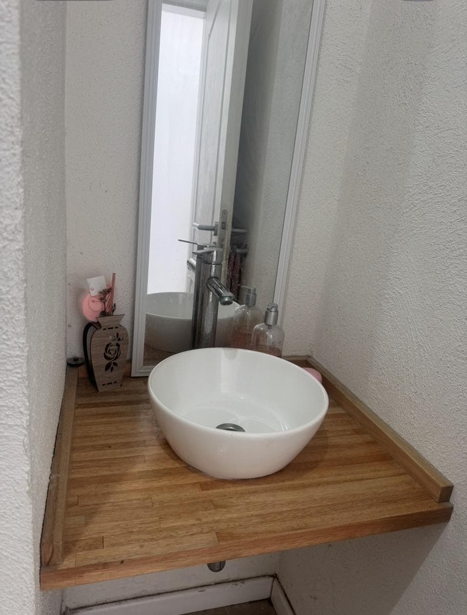4-room house in the Santa Isabel neighborhood