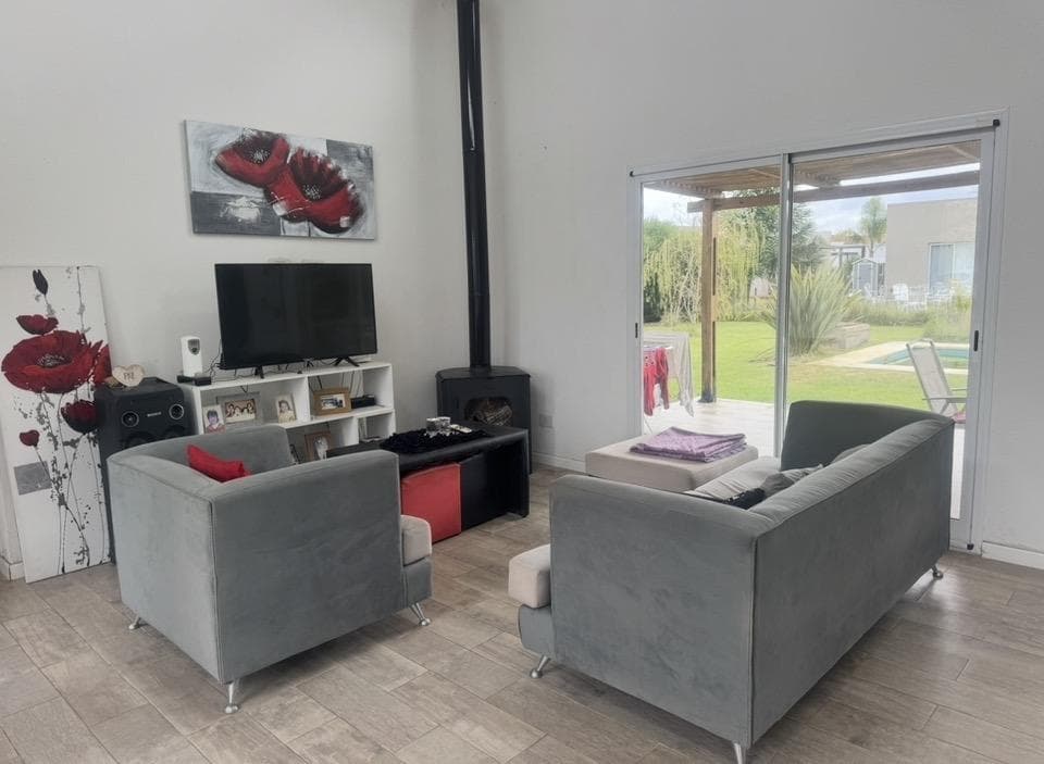 4-room house in the Santa Isabel neighborhood