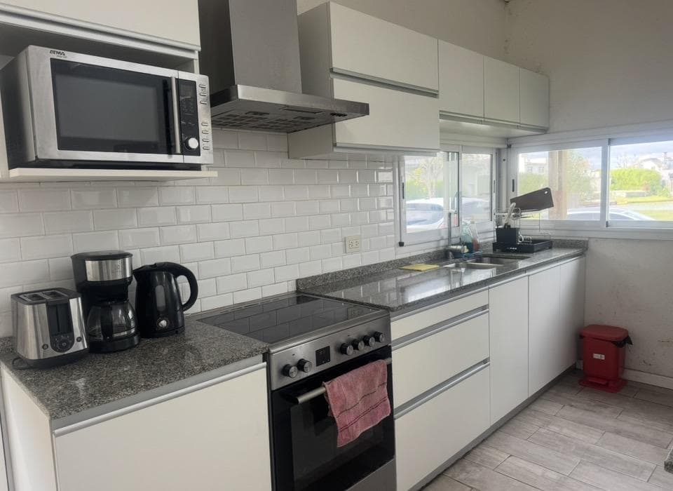 4-room house in the Santa Isabel neighborhood