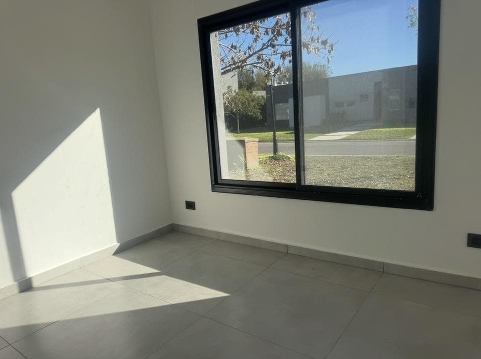House in the San Matias neighborhood with 6 rooms