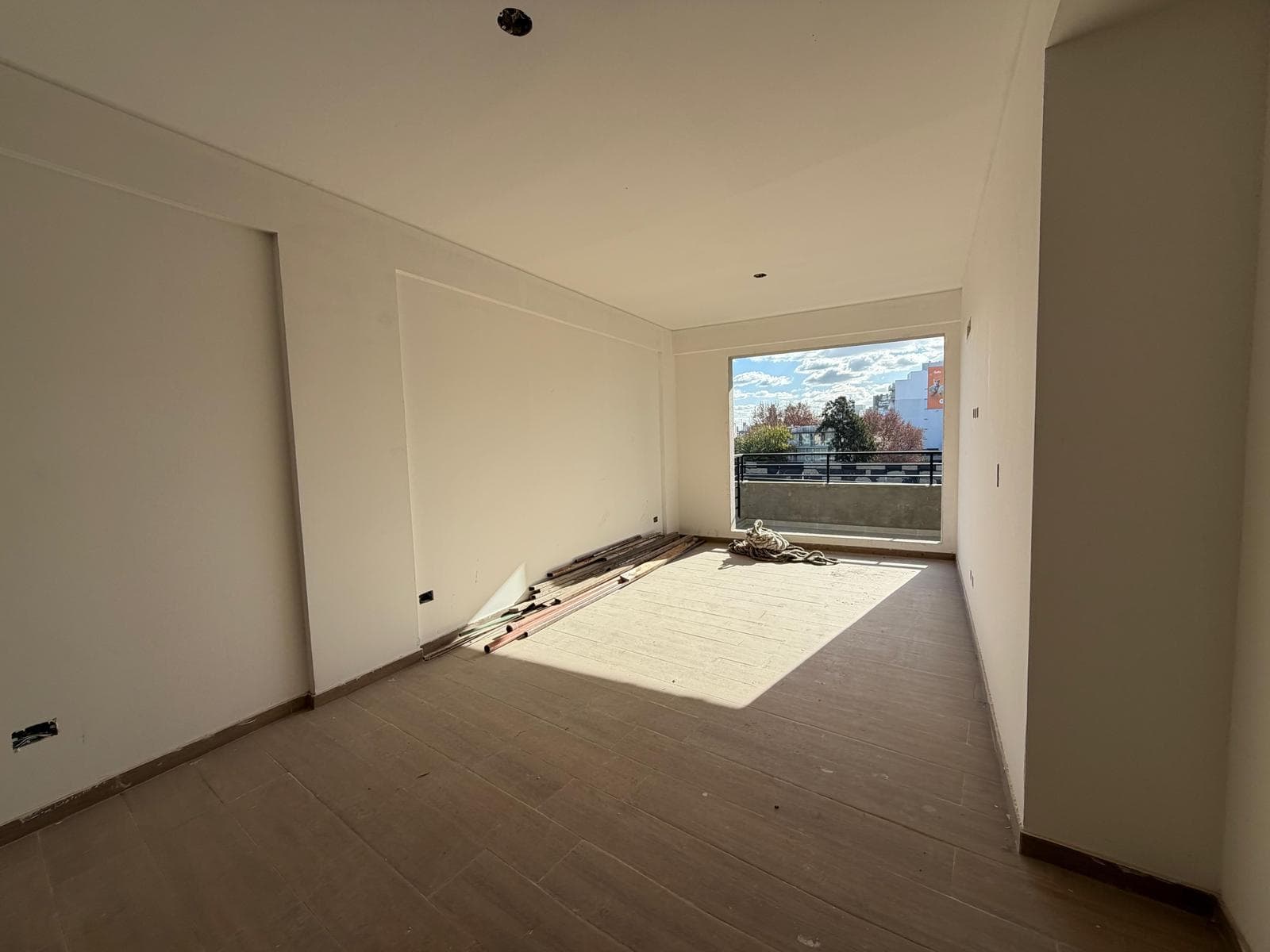 3-room apartment for sale on Darwin Street in the 1200s