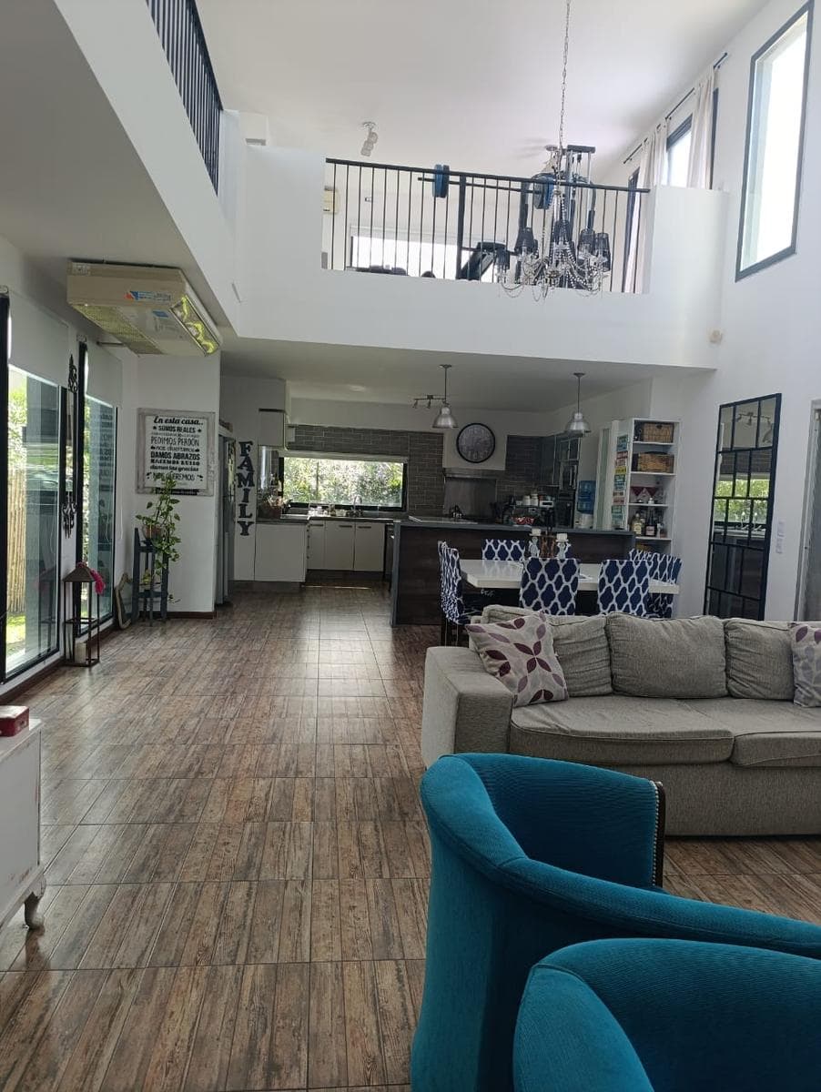 5-room house in the San Matias neighborhood