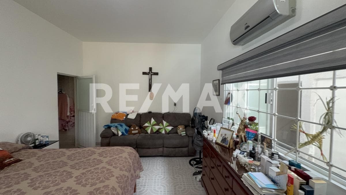 House for Sale in Morelos, Downtown Oaxtepec