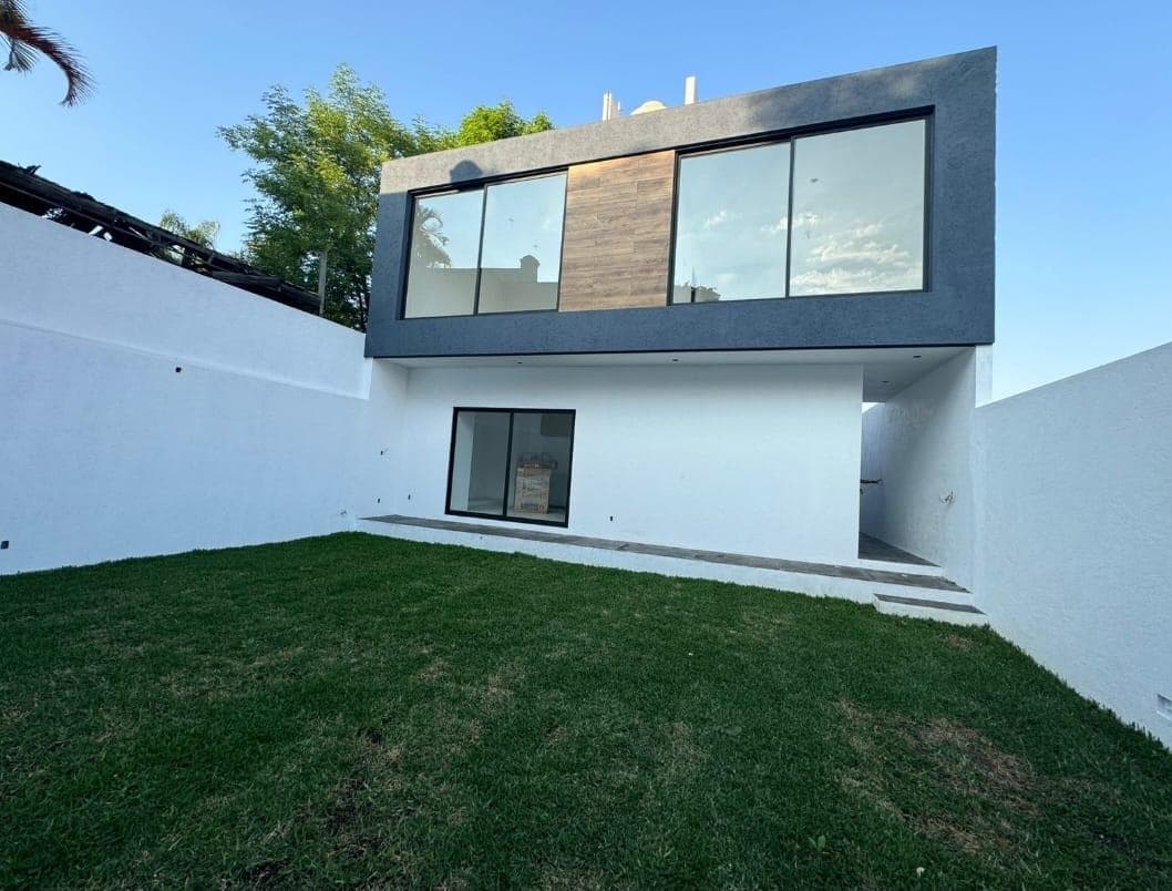 New house for sale in the Lomas del Sol neighborhood, on the way up to Chalma, Cuernavaca, Morelos