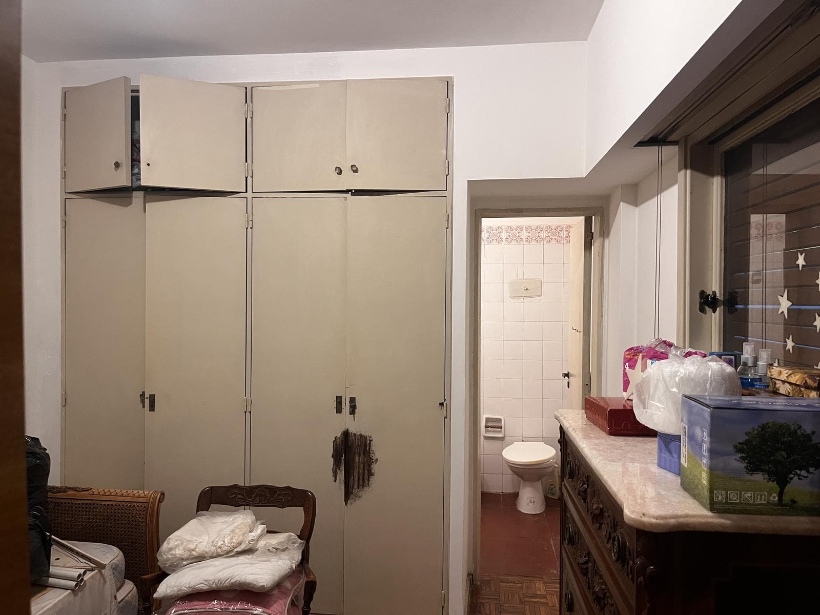 2-Bedroom Apartment for Sale with Patio in Recoleta, Needs Renovation—IDEAL FOR INVESTORS