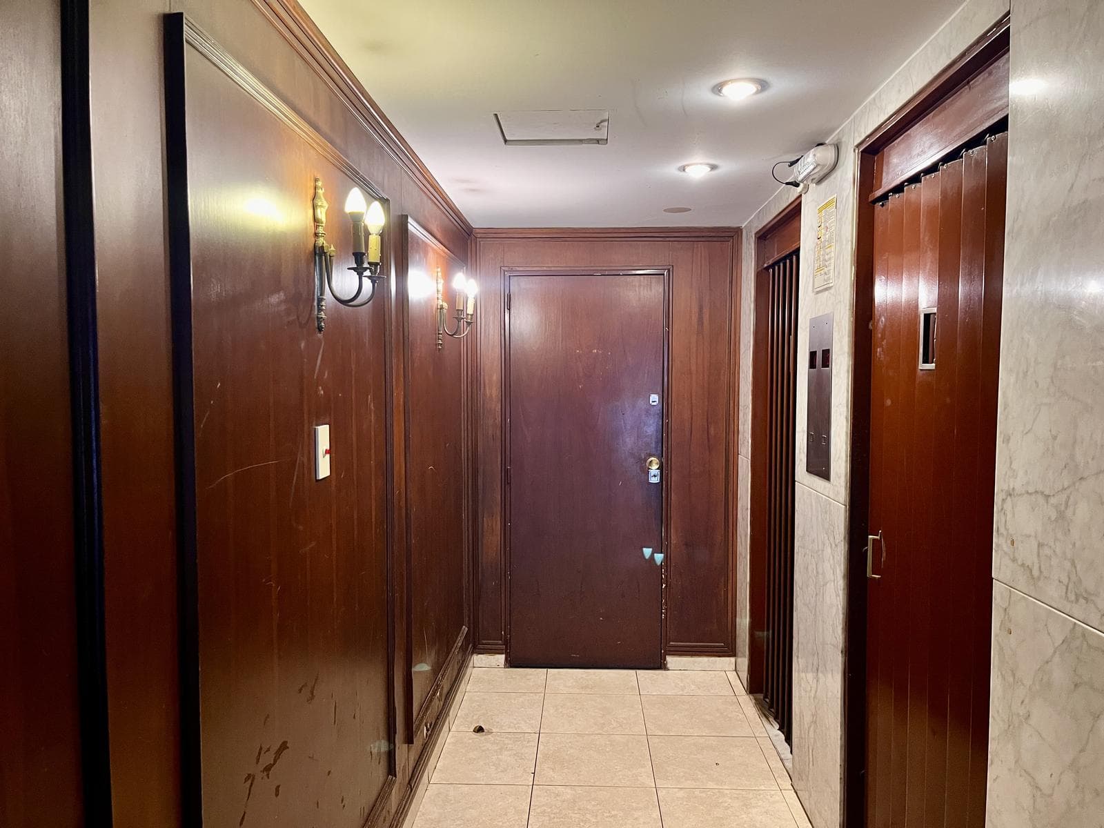 2-Bedroom Apartment for Sale with Patio in Recoleta, Needs Renovation—IDEAL FOR INVESTORS