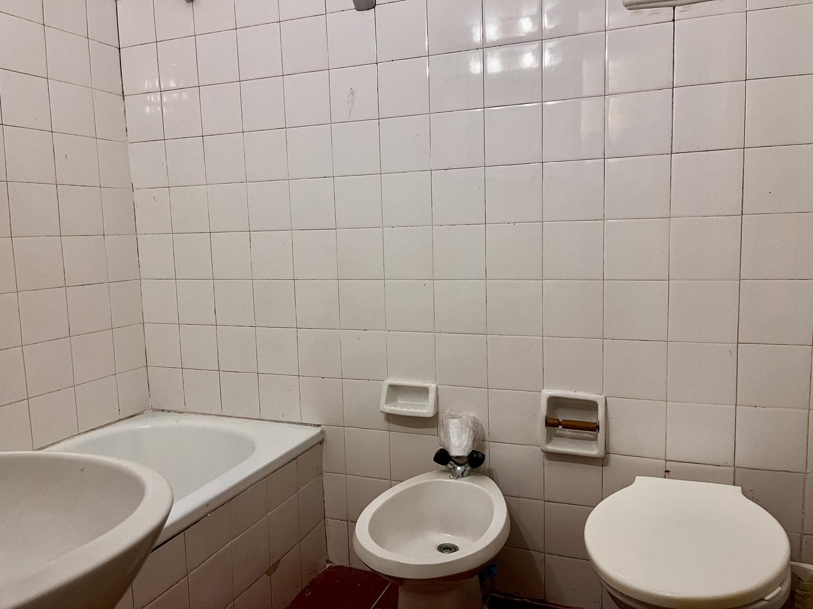 2-Bedroom Apartment for Sale with Patio in Recoleta, Needs Renovation—IDEAL FOR INVESTORS